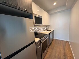 19 Peterborough St, Unit 22CP in Boston, MA - Building Photo