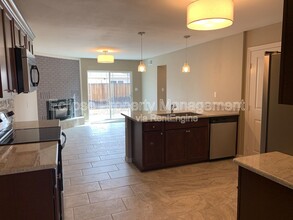 92 El Camino Dr in Alamosa, CO - Building Photo - Building Photo