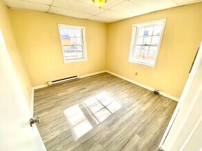 100 Carter Dr, Unit Apt 1 in Princeton, WV - Building Photo - Building Photo