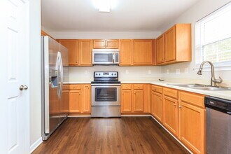 5020 Wicklow Dr in Gastonia, NC - Building Photo - Building Photo