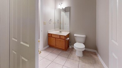 3735 Lochdale Terrace in Lexington, KY - Building Photo - Building Photo