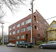 Thurman Street Lofts in Portland, OR - Building Photo - Building Photo