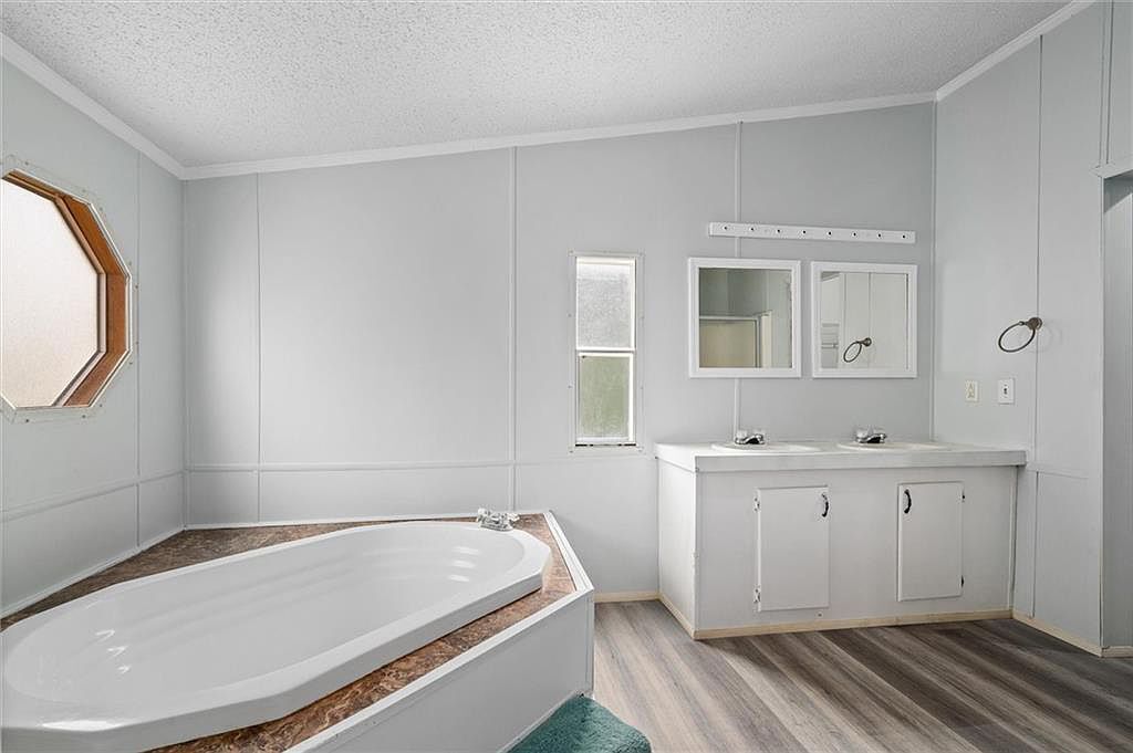 12870 Del Rio St Photo