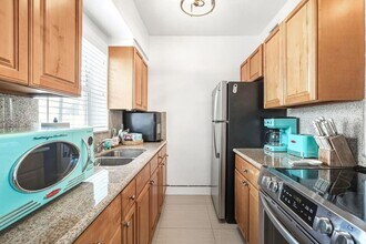 315 Van Buren St, Unit 106B in Hollywood, FL - Building Photo - Building Photo