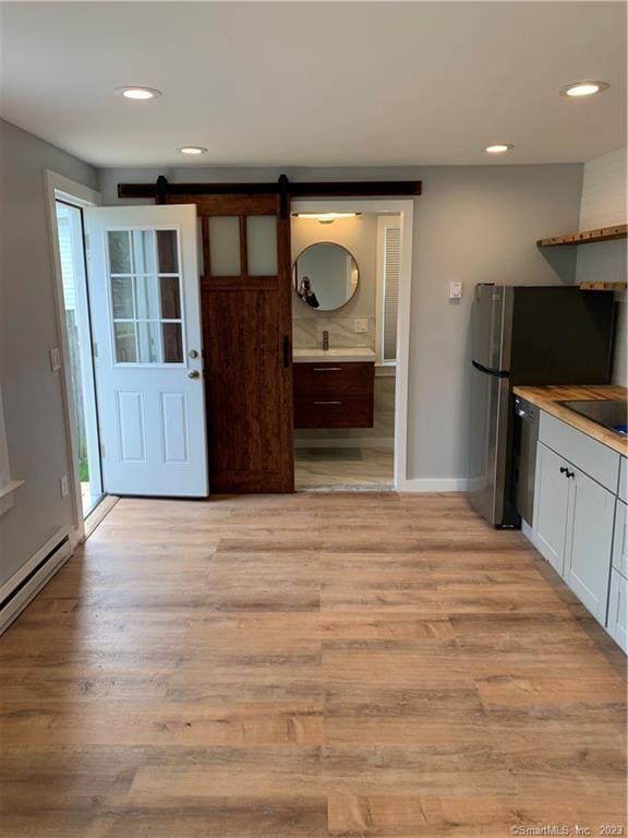 121 Hawley Ave in Milford, CT - Building Photo - Building Photo