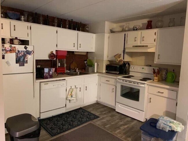 28 Lee St, Unit 5 in Cambridge, MA - Building Photo - Building Photo