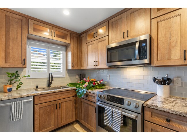 17 Jillian Ln in Lahaina, HI - Building Photo - Building Photo