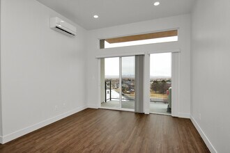 Renaissance Place in Bountiful, UT - Building Photo - Building Photo