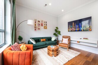1247 W Madison St in Chicago, IL - Building Photo - Building Photo
