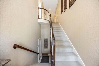 26960 Wyndhurst Ct in Bonita Springs, FL - Foto de edificio - Building Photo