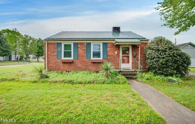 property at 1121 Midland Dr