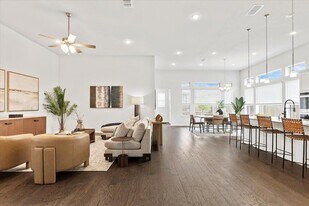 271 Eclipse Dr in Austin, TX - Building Photo