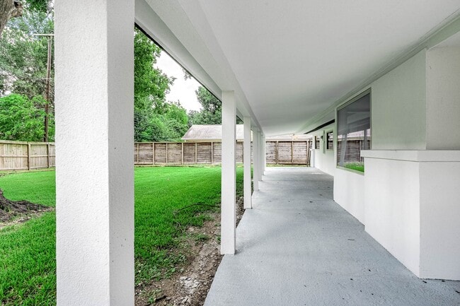property at 7702 Richmond Ave.