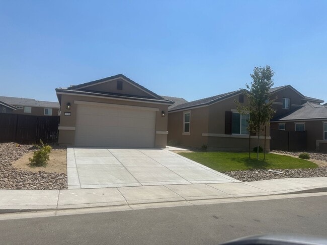 7156 Badger Creek Ct in Sparks, NV - Building Photo - Building Photo