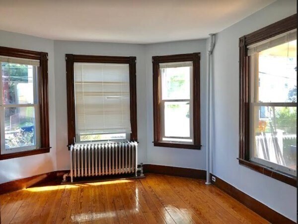 12 Raymond Ave, Unit #1 in Somerville, MA - Building Photo - Building Photo