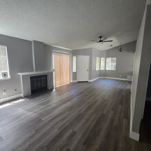 27818 Cactus Flower Dr in Menifee, CA - Building Photo - Building Photo