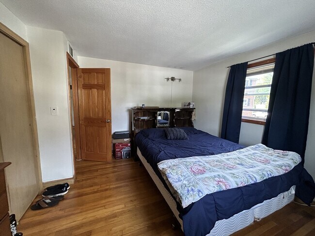777 Lagrange St in Boston, MA - Building Photo - Building Photo