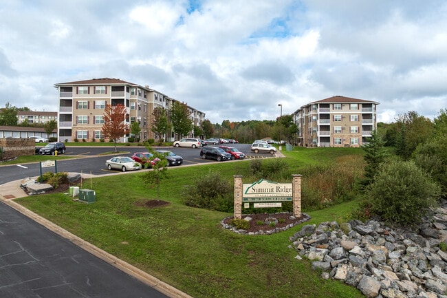 Summit Ridge Luxury Apartments
