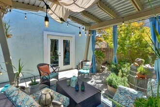 1935 Spoonbill Rd in West Sacramento, CA - Building Photo - Building Photo