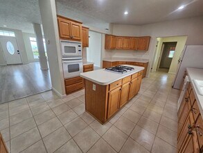 4655 Dawson Rd in Corning, CA - Building Photo - Building Photo