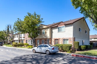 1158 Denver LN in El Cajon, CA - Foto de edificio - Building Photo