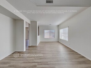 6427 W Whyman Ave in Phoenix, AZ - Building Photo - Building Photo