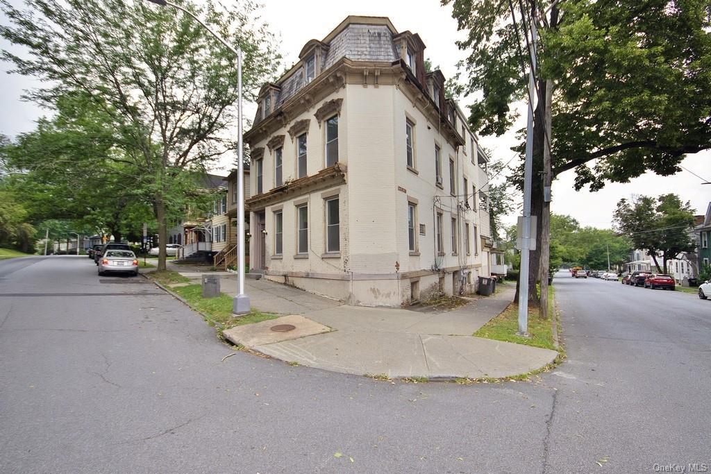 88 Academy St-Unit -3 in Poughkeepsie, NY - Foto de edificio