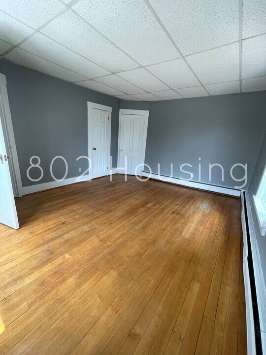 4 Central St in Randolph, VT - Building Photo