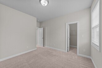 1820 Carrera Ridge in Chesapeake, VA - Building Photo - Building Photo