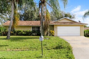 552 SW Badger Terrace in Port St. Lucie, FL - Building Photo