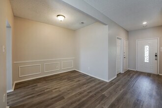 1005 Meadowbend Dr in Cedar Hill, TX - Building Photo - Building Photo