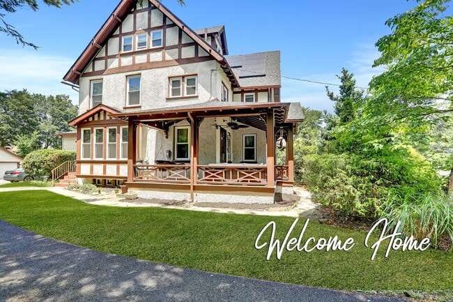 property at 51 N Evergreen Ave
