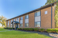 Ridgewood Apartments in Lawrenceville, GA - Building Photo - Building Photo