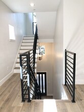 725 19th St-Unit -201 in Sacramento, CA - Building Photo - Building Photo