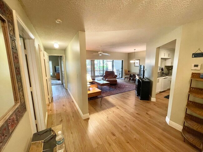 12708 Shoreline Dr in Wellington, FL - Building Photo - Building Photo