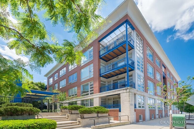 property at 1151 W Washington Blvd