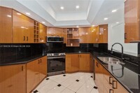 520 Brickell Key Dr, Unit A1502 in Miami, FL - Building Photo - Building Photo