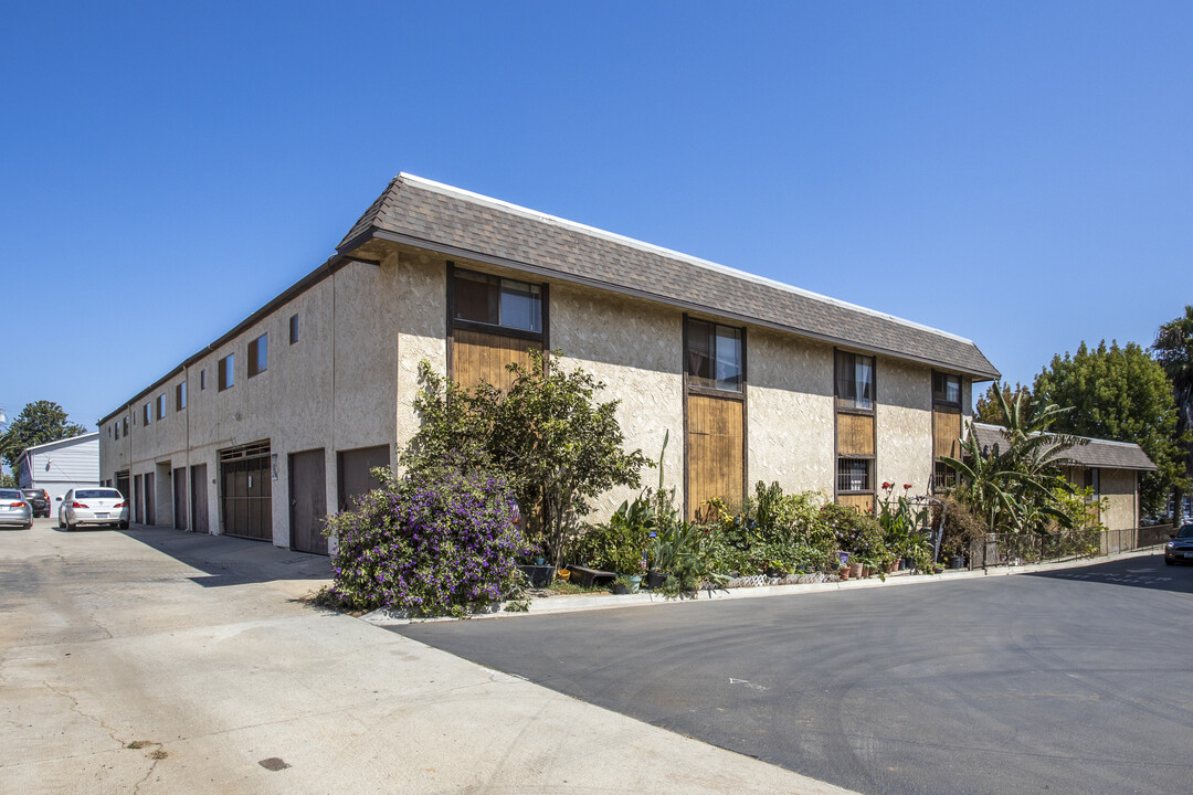 634 8th St in Imperial Beach, CA - Building Photo