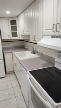 3401 N Country Club Dr in Aventura, FL - Building Photo - Building Photo