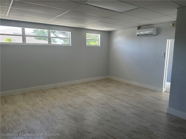 241 S Commerce Ave in Sebring, FL - Building Photo - Building Photo