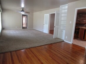 512 Neville St in Hanford, CA - Foto de edificio - Building Photo