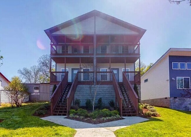 3203 Curtis St in Nashville, TN - Building Photo - Building Photo