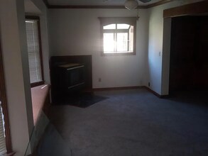725 San Miguel Dr in Stone Mountain, GA - Building Photo - Building Photo