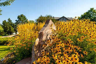 Columbine West in Littleton, CO - Foto de edificio - Building Photo