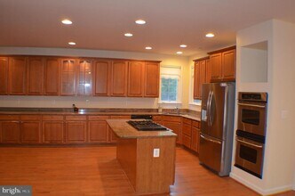 11818 Tregiovo Pl in Fort Washington, MD - Building Photo - Building Photo