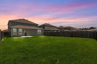 9658 Caney Trails Rd in Cut And Shoot, TX - Building Photo - Building Photo