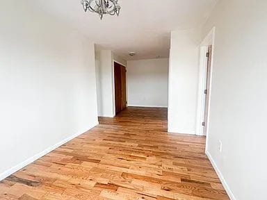 73-06 70th St in Queens, NY - Building Photo - Building Photo