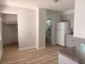 6 Ellsworth St, Unit First Floor in Somerville, MA - Foto de edificio - Building Photo