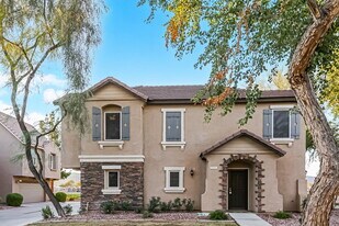 2121 E Huntington Dr in Phoenix, AZ - Building Photo