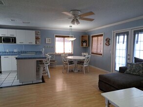 6912 Beach Dr in Panama City Beach, FL - Building Photo - Building Photo